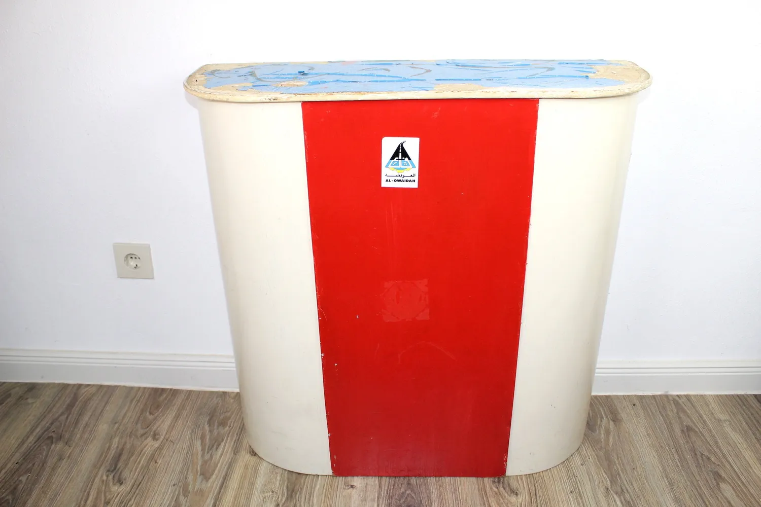 Mon Ami(e) Vintage Kaufladen Holz Theke mit Regal Deko