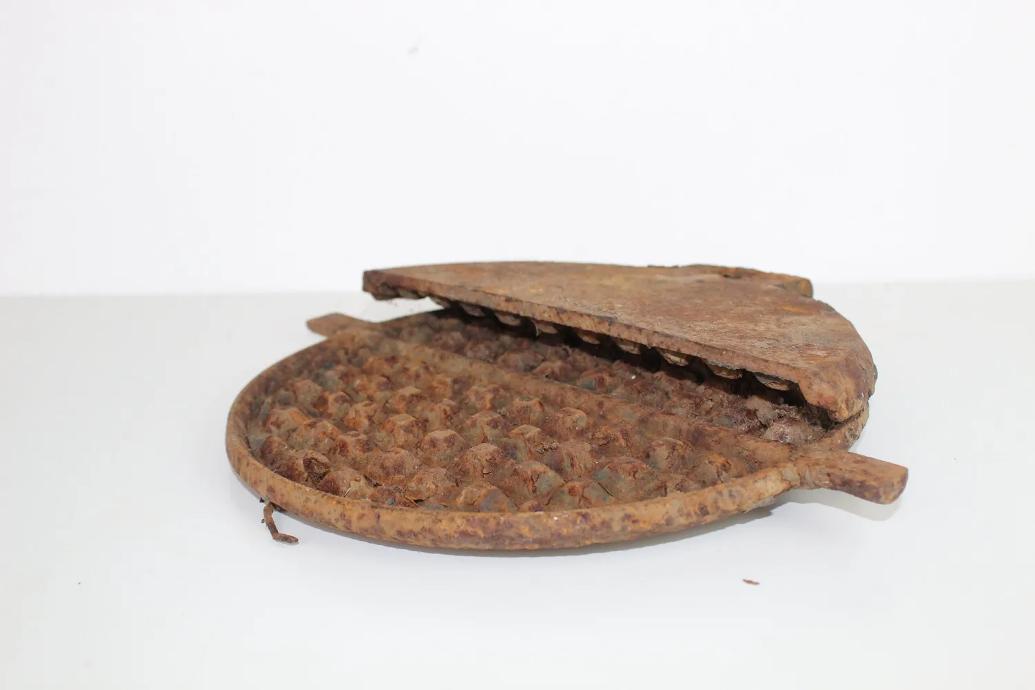 Mon Ami(e) Vintage Waffeleisen Gusseisen 24 cm schwer