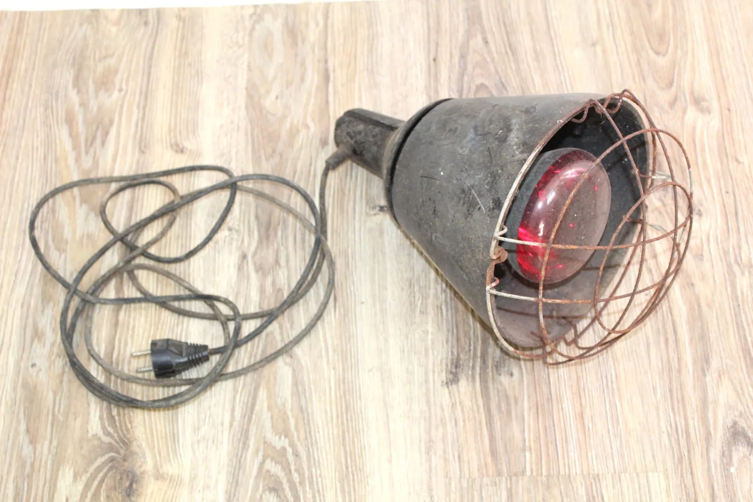 Mon Ami(e) Vintage Rotlichtlampe Wärmelampe Patina 37 cm