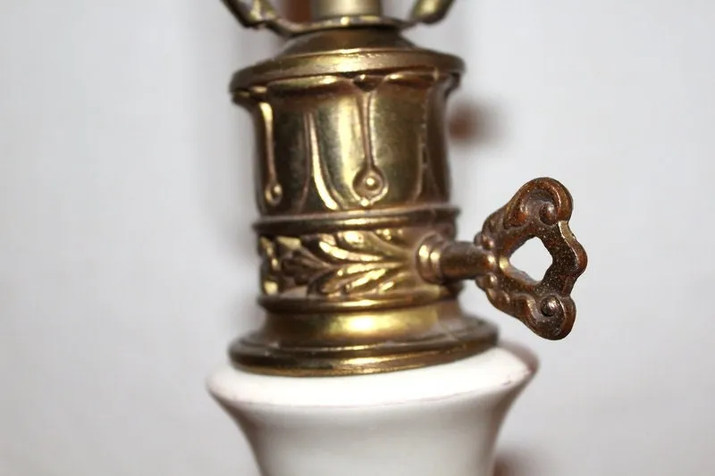 Mon Ami(e) Vintage Tischlampe Messing Keramik 50er Harp