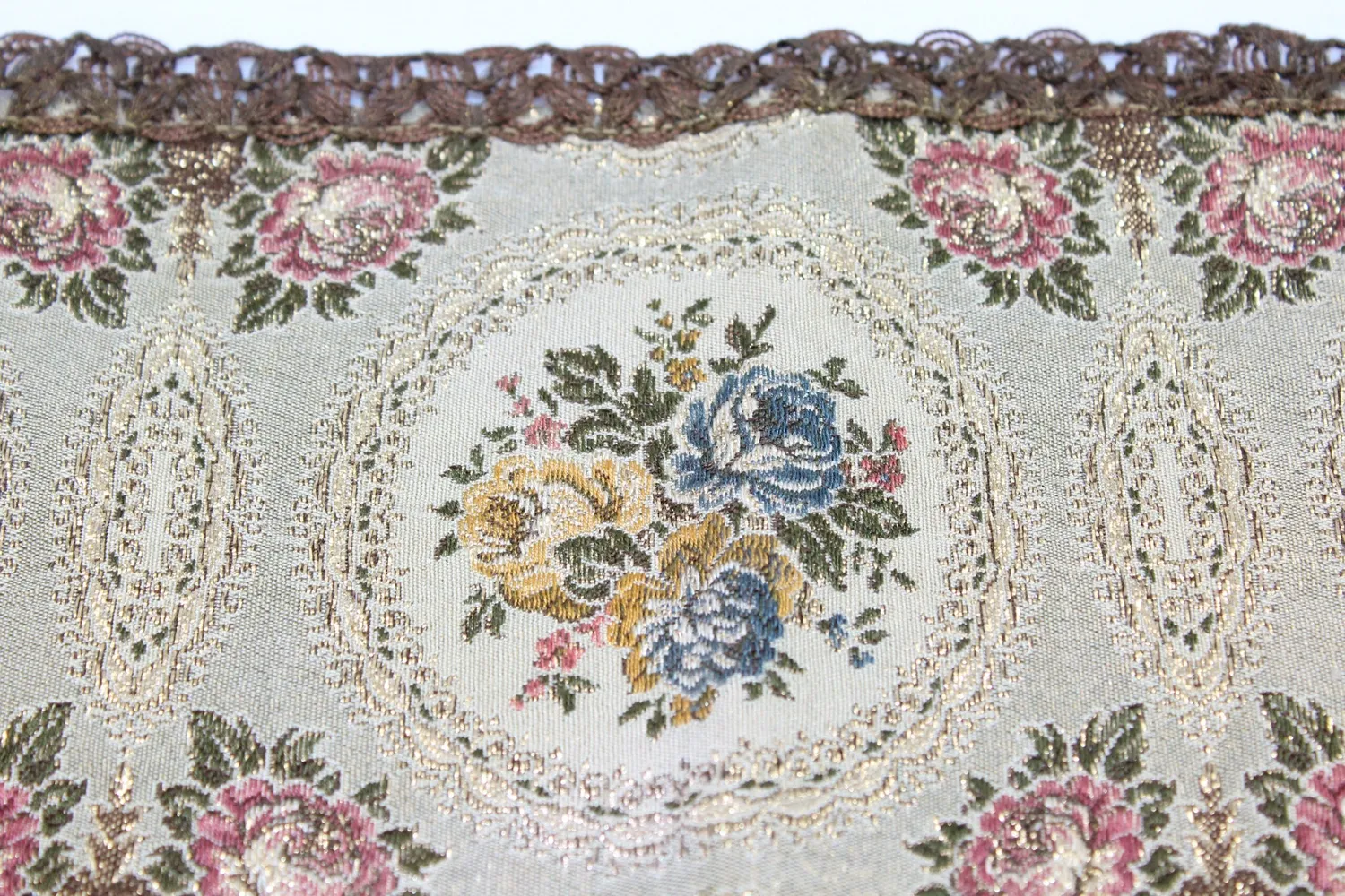 Mon Ami(e) Vintage Tischläufer Blumen-Stickerei 17x43cm