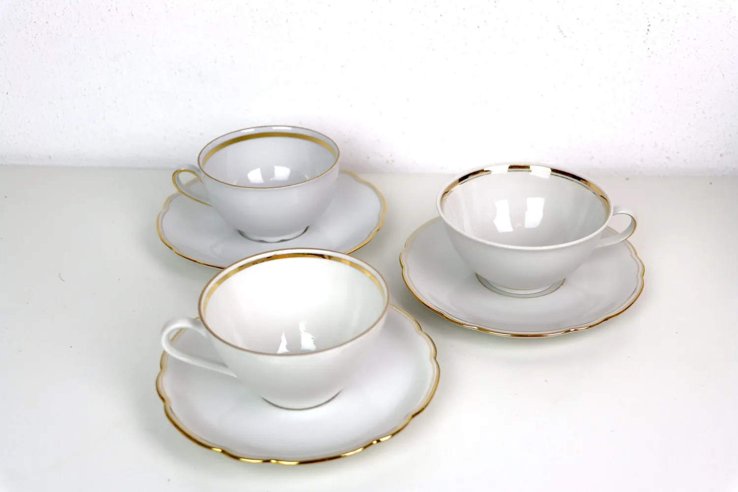 Mon Ami(e) Vintage Tasse mit Untertasse Goldrand